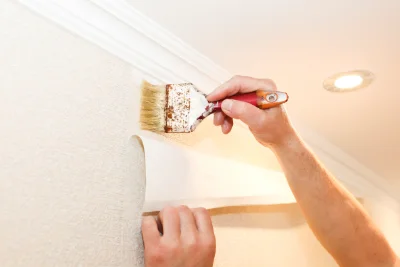 Pose de papier peint à Hunspach — revêtements muraux et toiles de verre